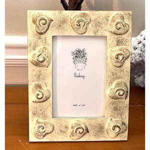 Renderings 3D Hearts 4x6 Picture Frame